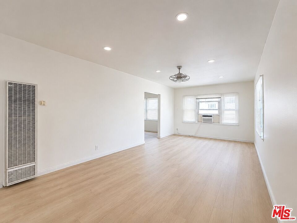 1st image of 10616 Wilkins Ave