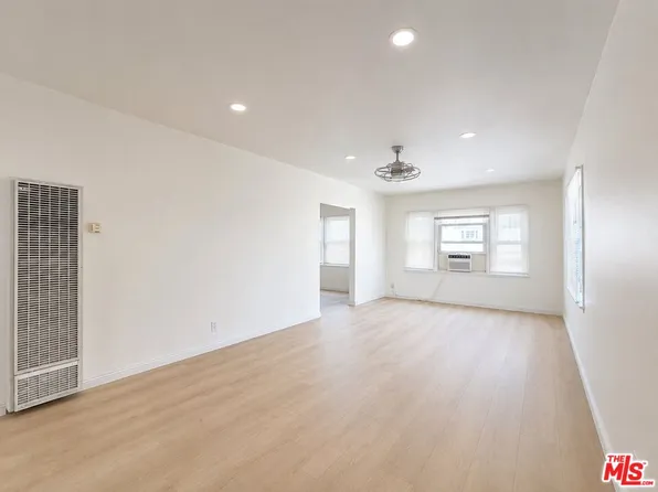 10616 Wilkins Ave, Los Angeles, CA