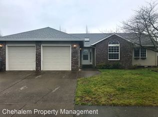1855 SW Acorn Ct, McMinnville, OR 97128