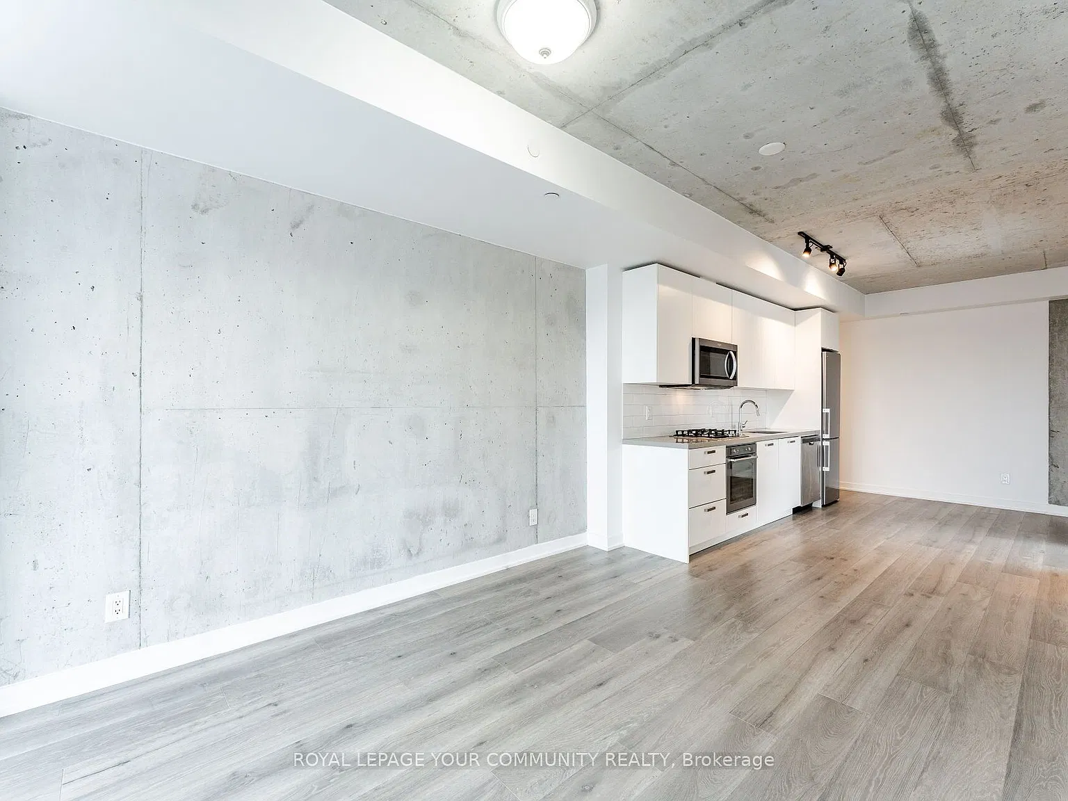 2 bed, $2,750 — Photo 4