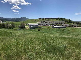 393 Buttercup Ct, Spearfish, SD 57783