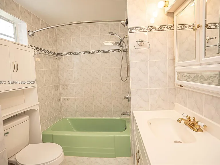 5613 Pierce St — Photo 14