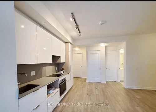 28 Freeland St #3206 Photo 1