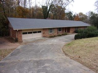 1702 Southmont Dr, Dalton, GA 30720