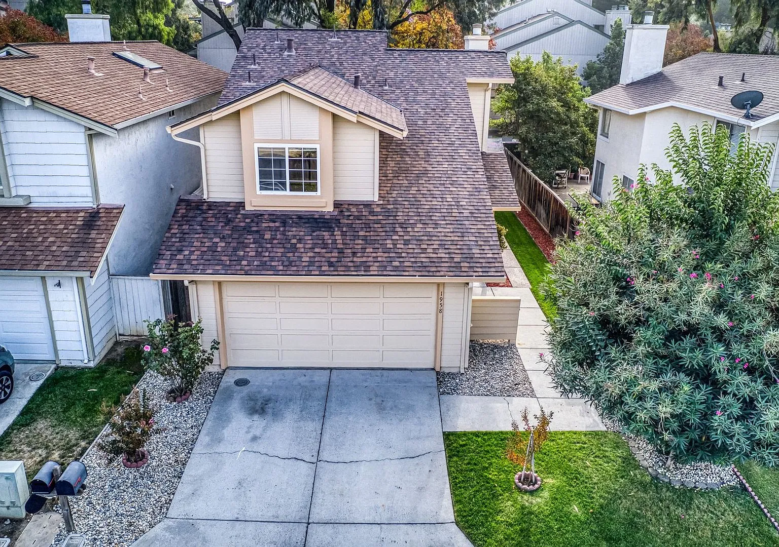 Cherry Glen Home For Rent - $4,300/mo — Photo 2