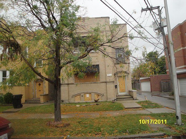1st image of 5614 W Melrose St