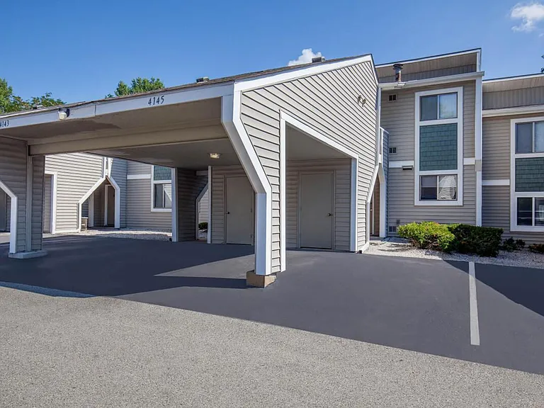 Eagle Creek by Spark Living — Photo 28