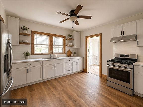 5th image of 904 Buford St