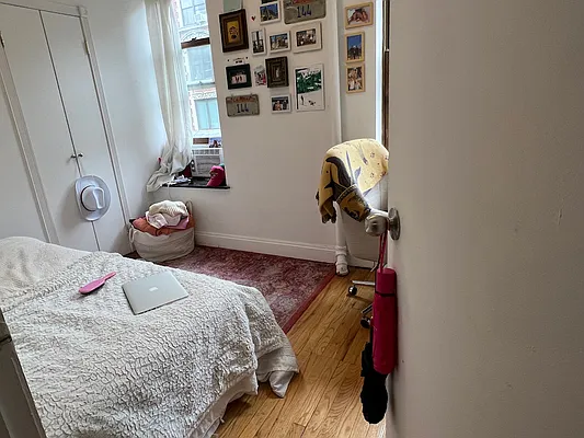 Rented by J PRESTON AND ASSOCIATES INC | media 9