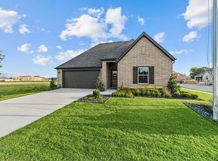 520 Stone Hollow Dr, Van Alstyne, TX 75495