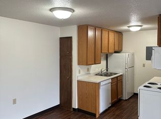 Park Place West Apartments, Fargo, ND 58102