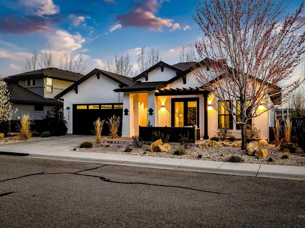 3395 E Parsnip Peak Dr, Boise, ID 83716