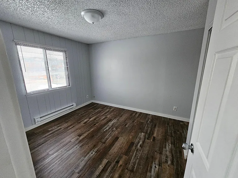 514 10th St N #2 — Photo 9