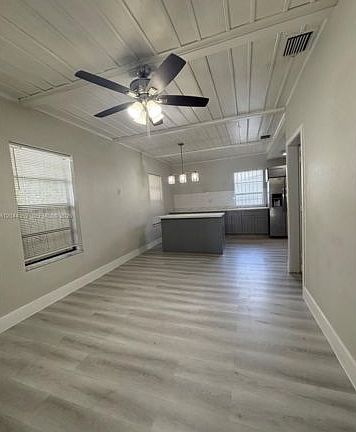 4th image of 5011 SW 5th St
