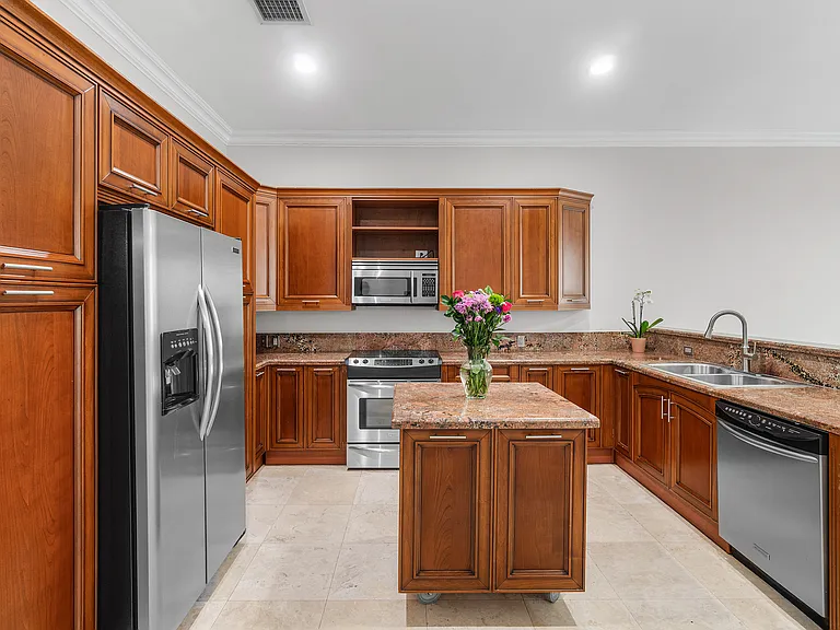 Gourmet Kitchen
