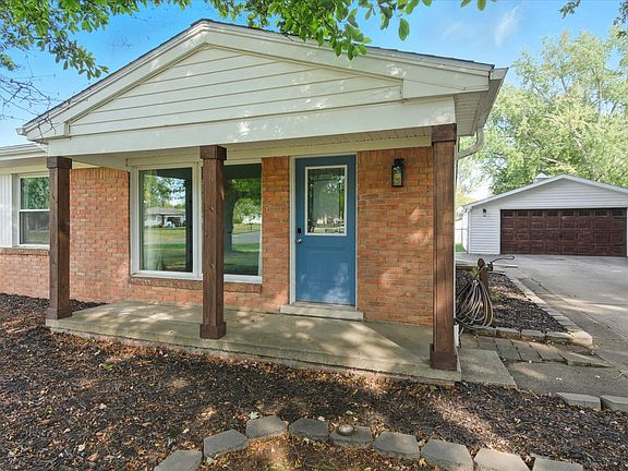 4th image of 4225 Pinehurst Dr