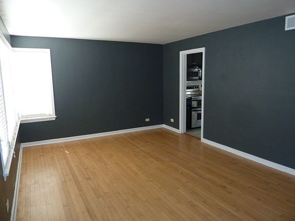 4th image of 2726 Calwagner St