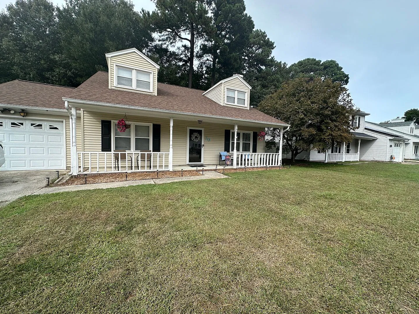 3 bed, 2.0 bath, 1610 sqft, $2,500 — Photo 2