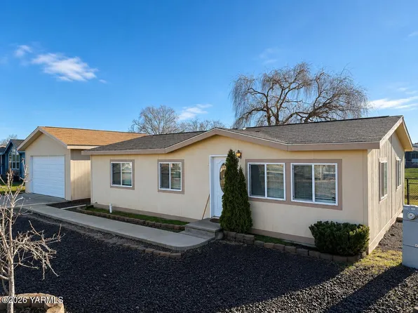 3701 Gun Club Rd Unit 152, Yakima, WA 98901