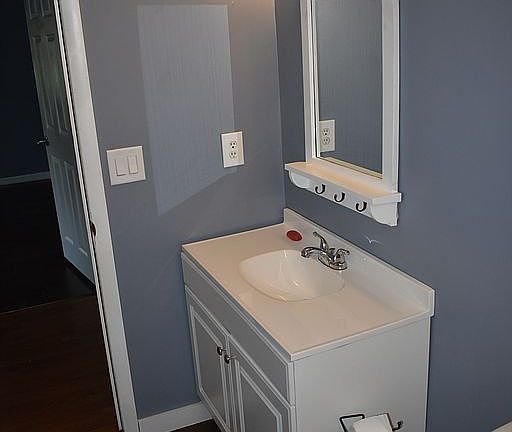 5th image of 5287 Copeland Ave