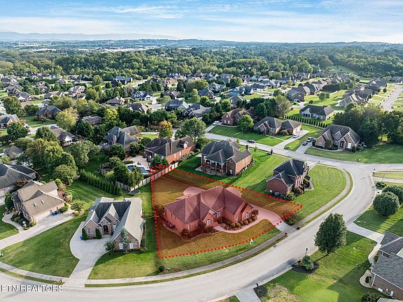 3rd image of 1639 Pinnacle Point Dr