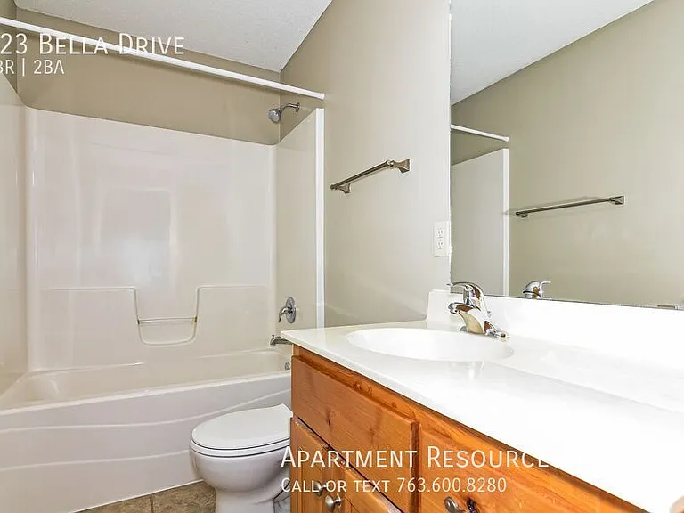 823 Bella Dr — Photo 12