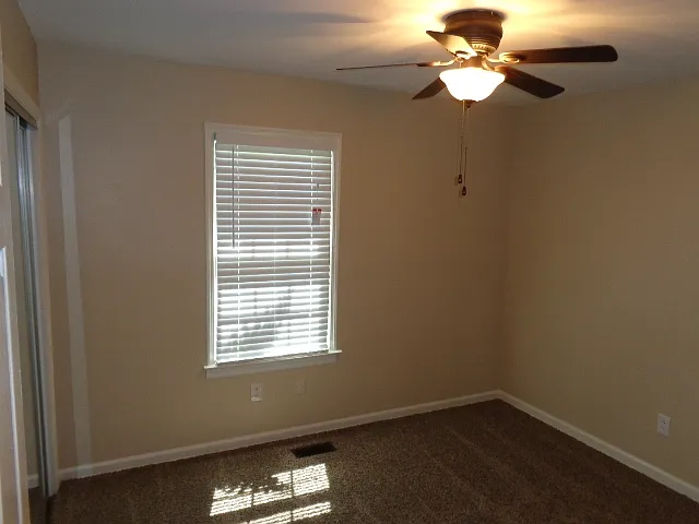 406 Williamsport Dr — Photo 14