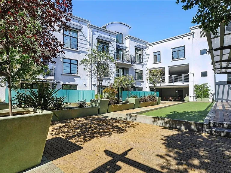 10745 N De Anza Blvd #115 — Photo 58