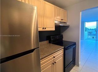 2020 NE 135th St APT 409, North Miami, FL 33181