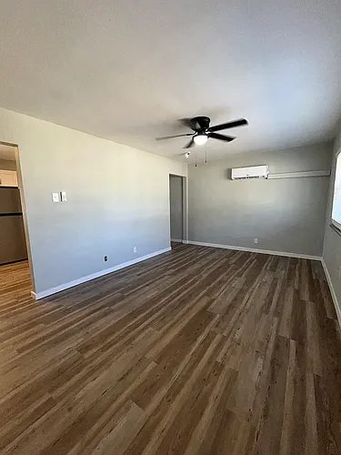 3329 Lawn Ave Photo 1