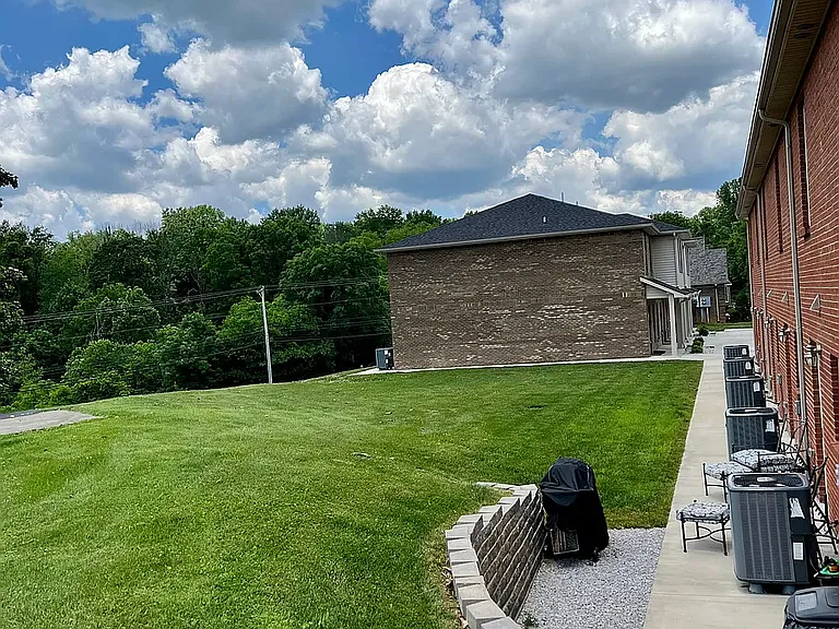 85 Melrose Dr #5 — Photo 14