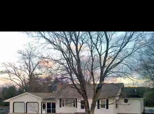 7649 Becks Grove Rd, Freetown, IN 47235