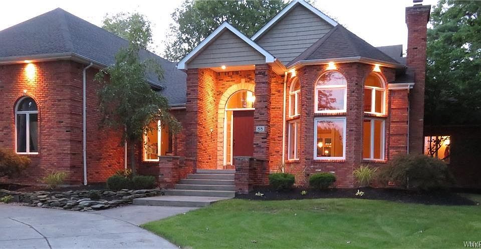1st image of 88 Aspenwood Dr