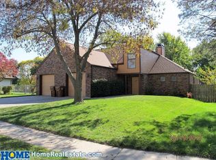 1501 Dodge St, Lincoln, NE 68521