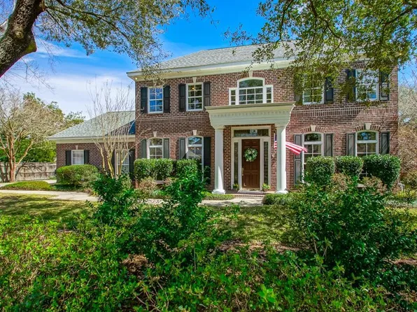1425 Rue Avignon, Mandeville, LA 70471