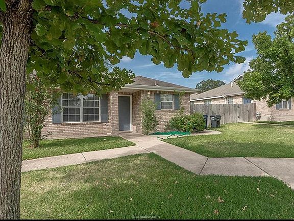 4th image of 2414 Brittain Ct