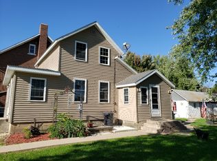 404 4th St, Garber, IA 52048