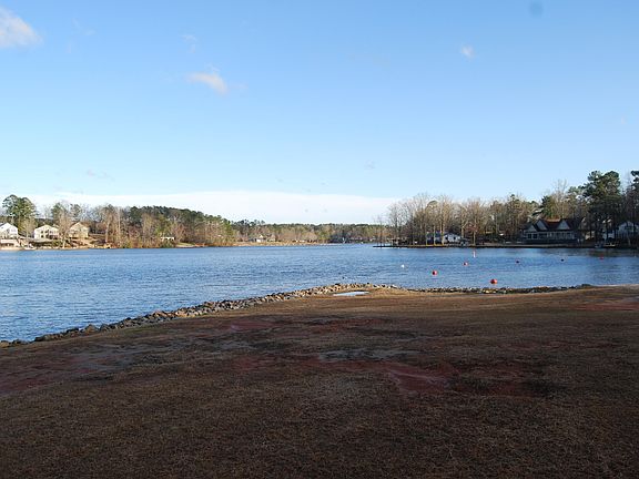 5th image of 107 White Horse Dr #2931