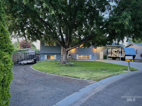 631 Airway Dr, Lewiston, ID 83501
