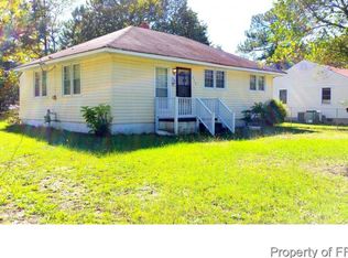 510 E 6th Ave, Raeford, NC 28376