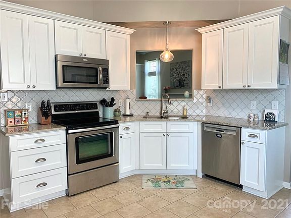 5th image of 4813 Asherton Pl NW