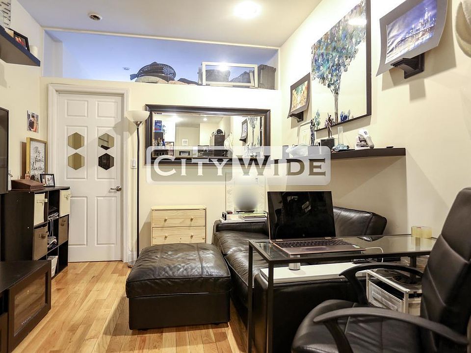 1st image of 42 Clinton St APT 1B