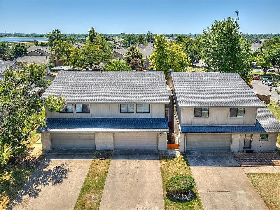9802 Hefner Village Dr