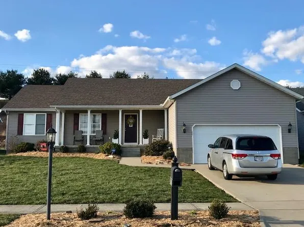 815 Armbruster Pkwy, Waverly, OH 45690