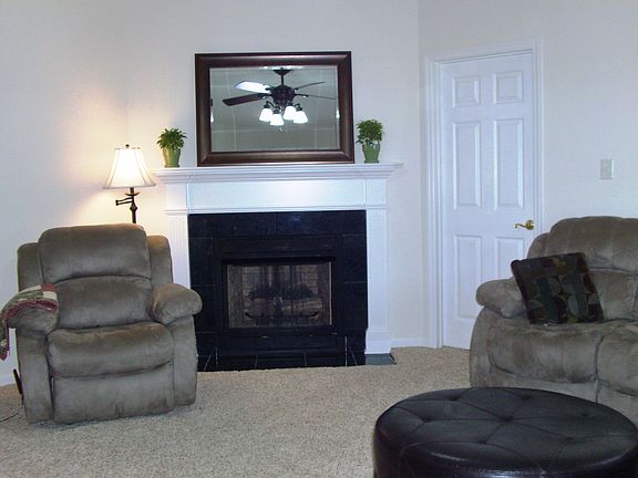 GREAT ROOM WITH GAS FIREPLACE