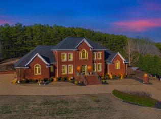 7102 Portobello Rd NW, Fort Payne, AL 35967