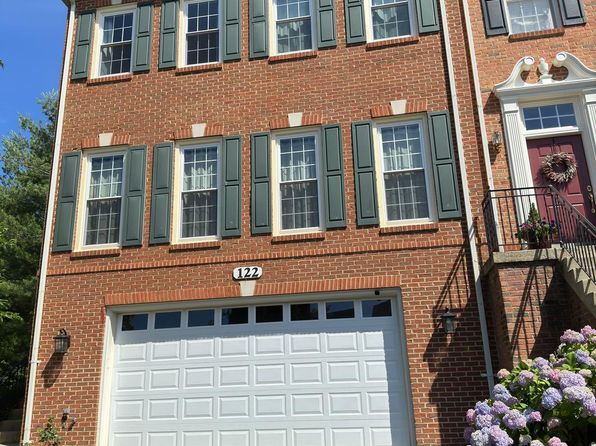 122 Winter Walk Dr