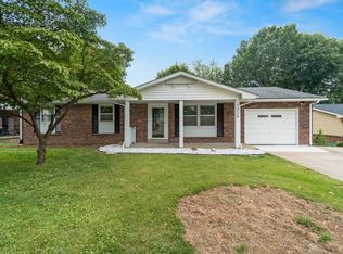 1926 Westwood Dr, Cape Girardeau, MO 63701