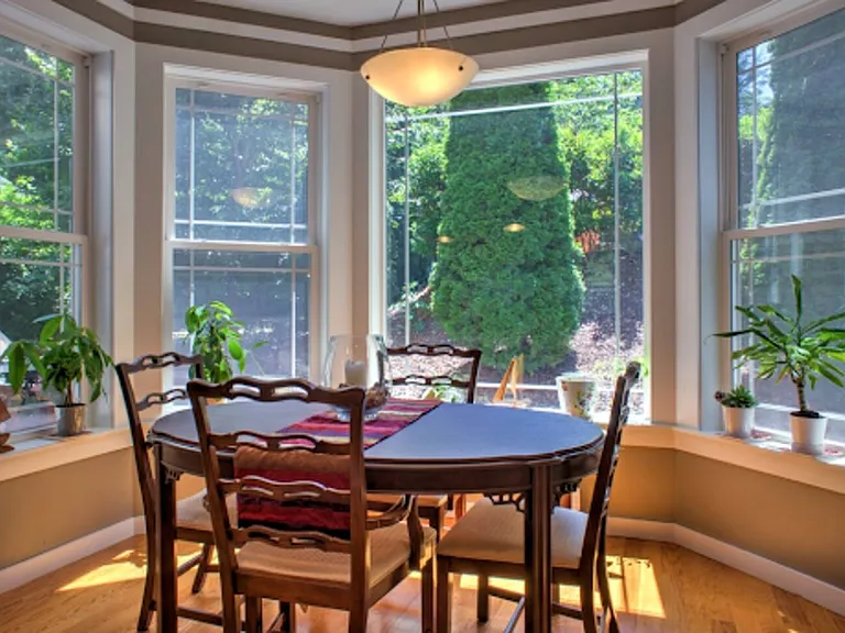 44 Chiles Ave — Photo 8