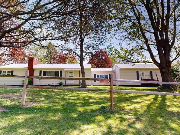 413 Plymouth St, Plymouth, OH 44865
